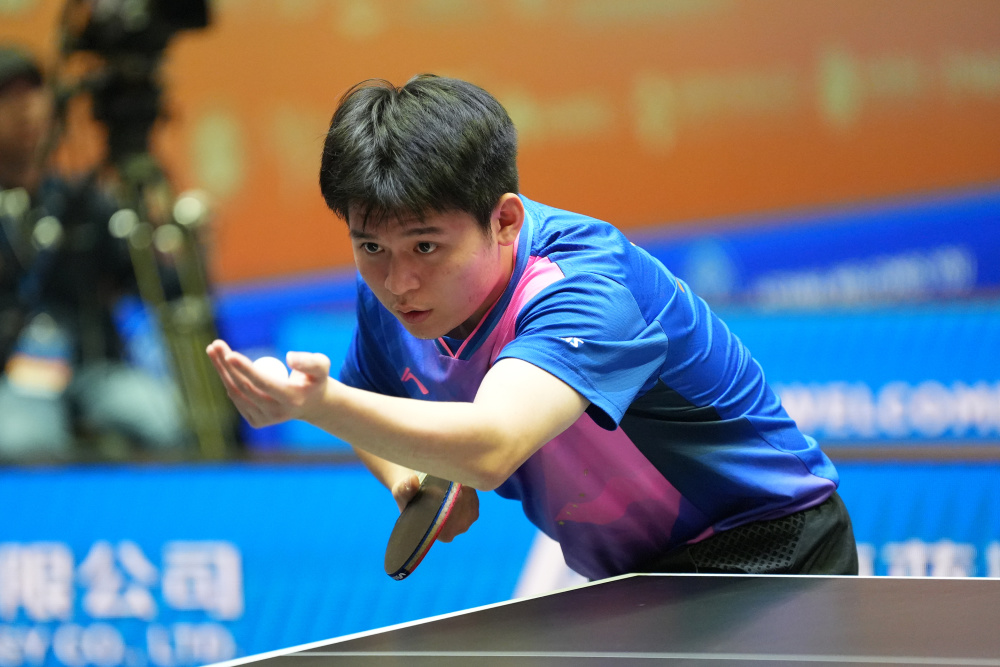 两队在各自 两队在各自