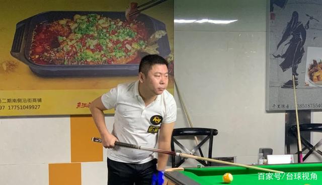 在更衣室中 在更衣室中