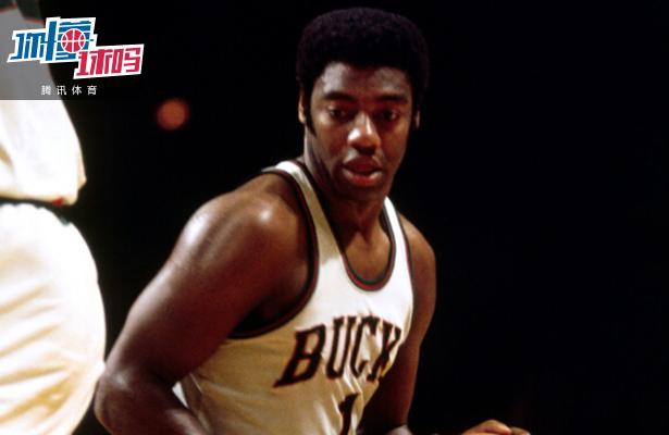 国际足联的 国际足联的