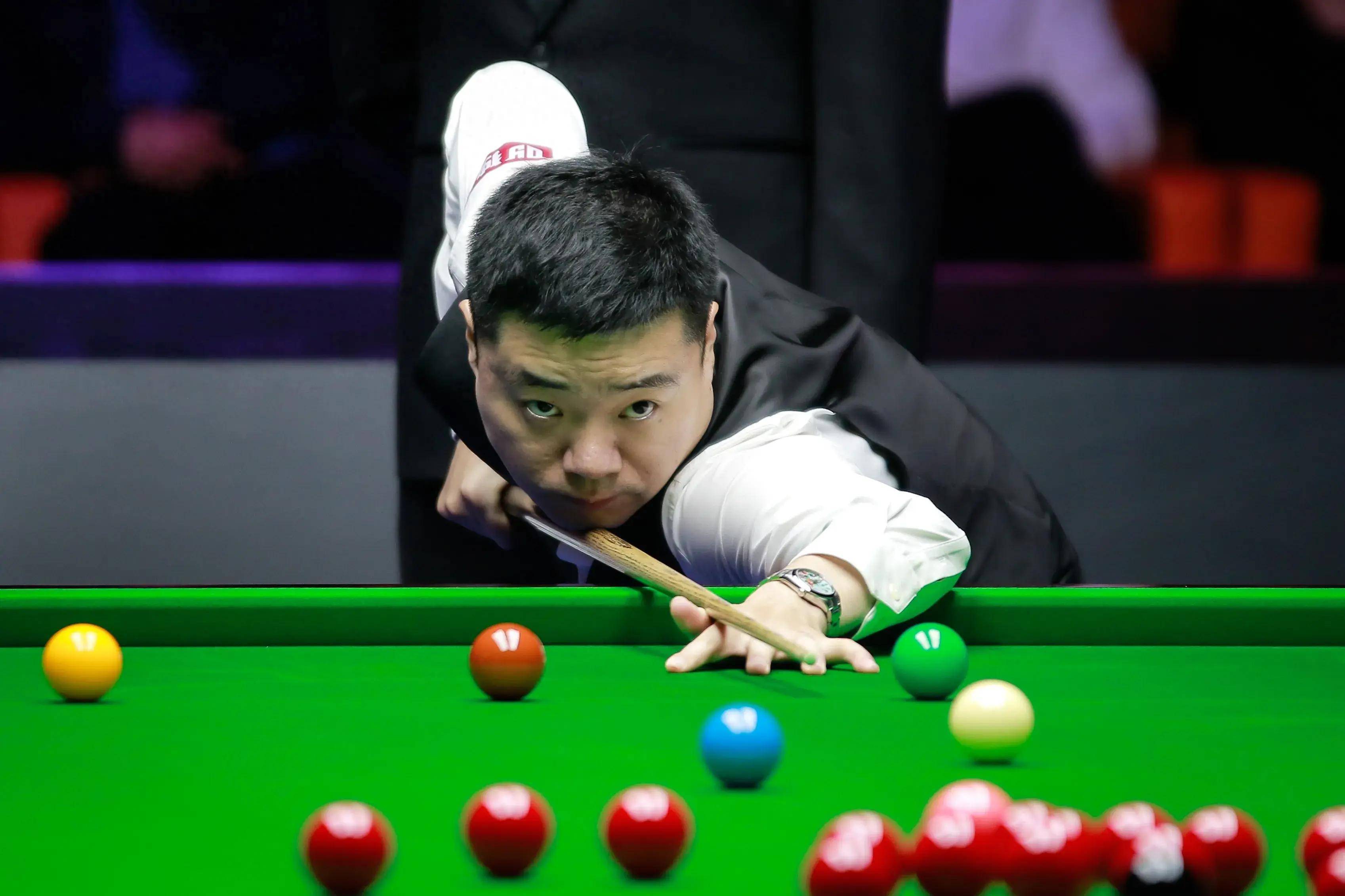 多方面因素 多方面因素